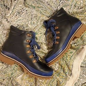 Chaco Field Hiking Snow Rain Boots Black Size 9